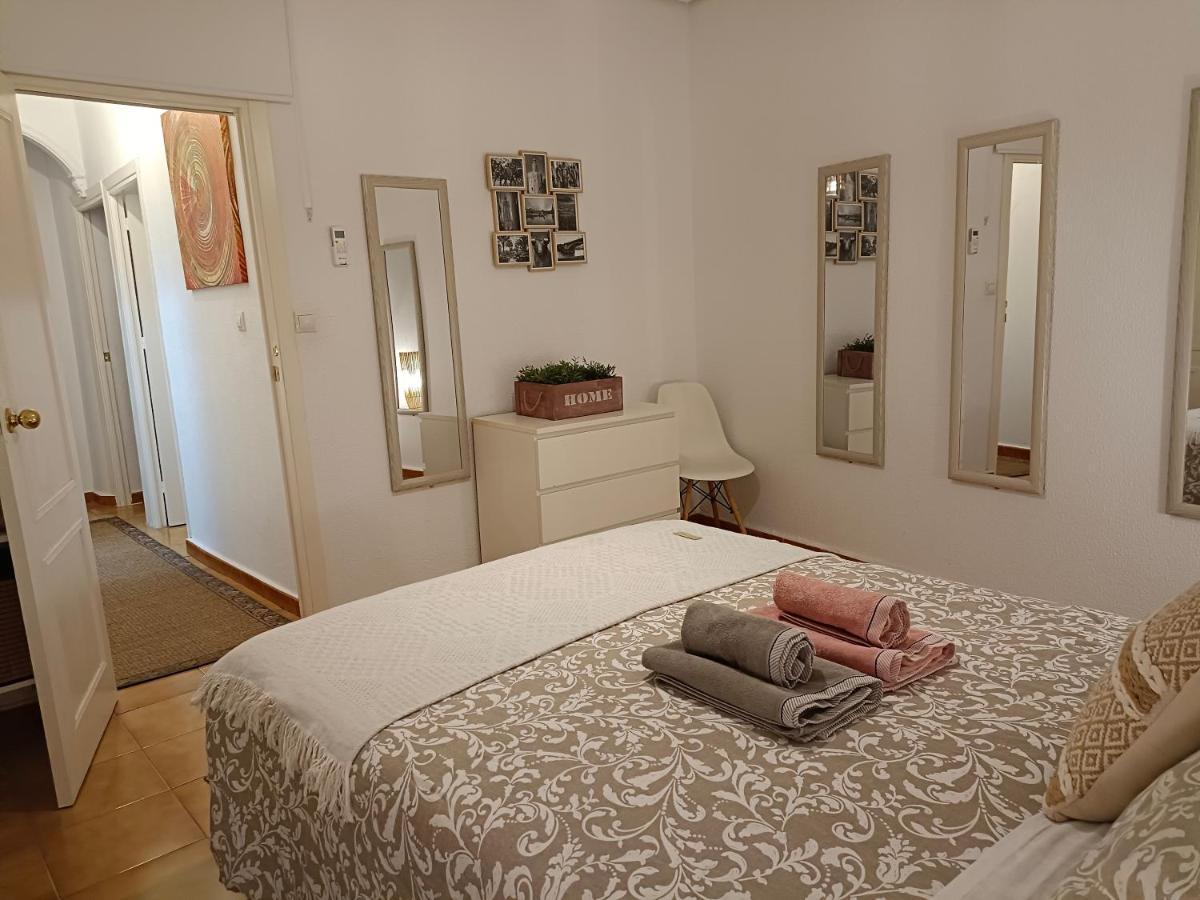 Bohemian & Suites Catedral -Parking إشبيلية المظهر الخارجي الصورة